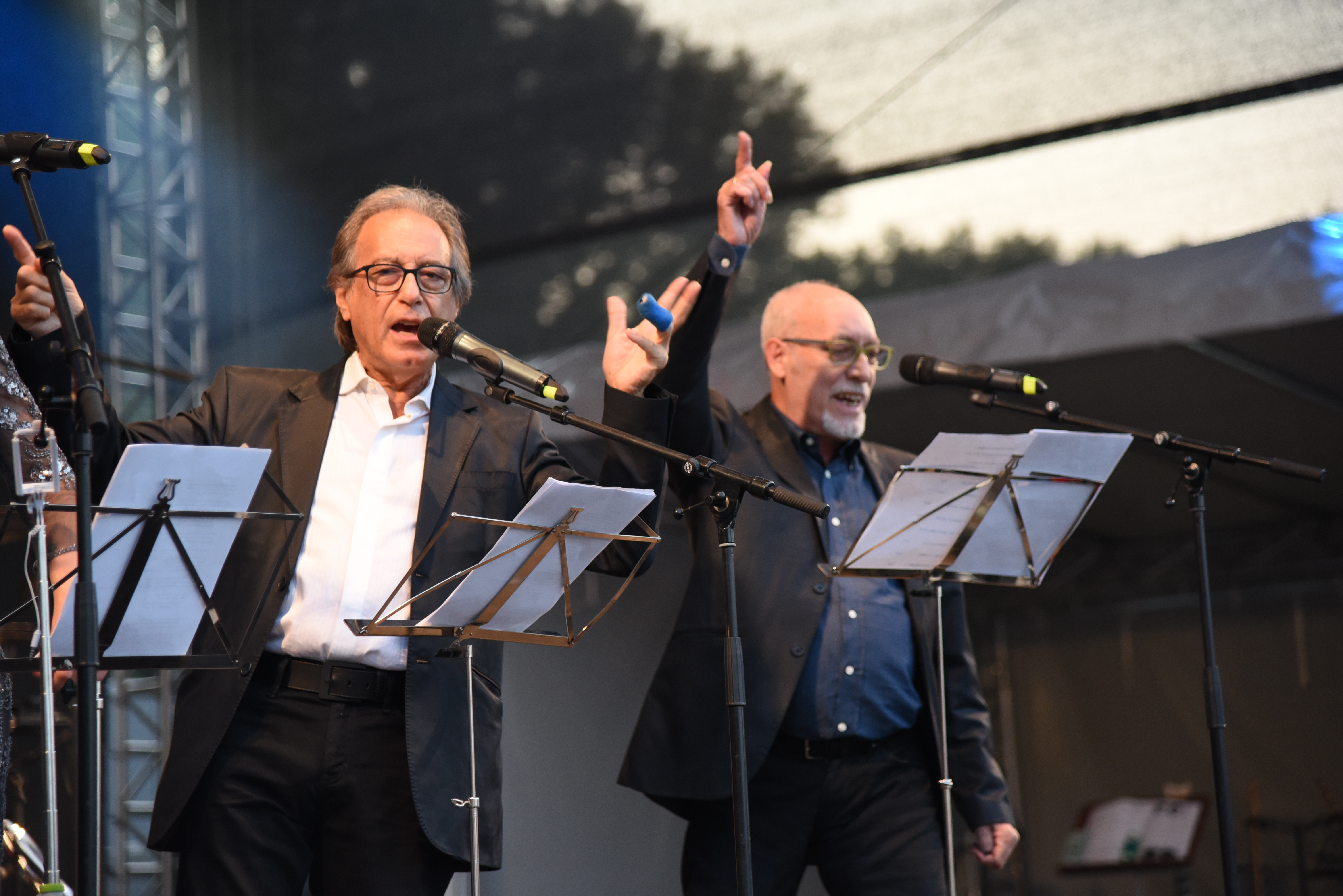 Musikduo La Bionda - jeweils Fr. und Sa. Musikduo La Bionda - jeweils Fr. und Sa.
