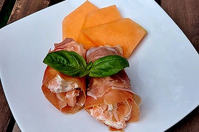 Involtini Prosciutto et melone-Schinkenröllchen